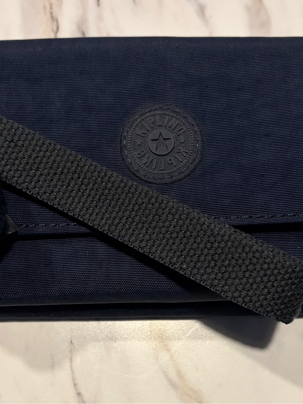 Kipling wallet with wrist strap NWOT